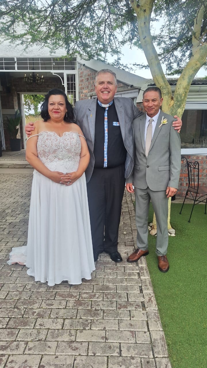 Wedding ceremony by Dr. Gerrit Rademeyer in Stanger (KwaDukuza)